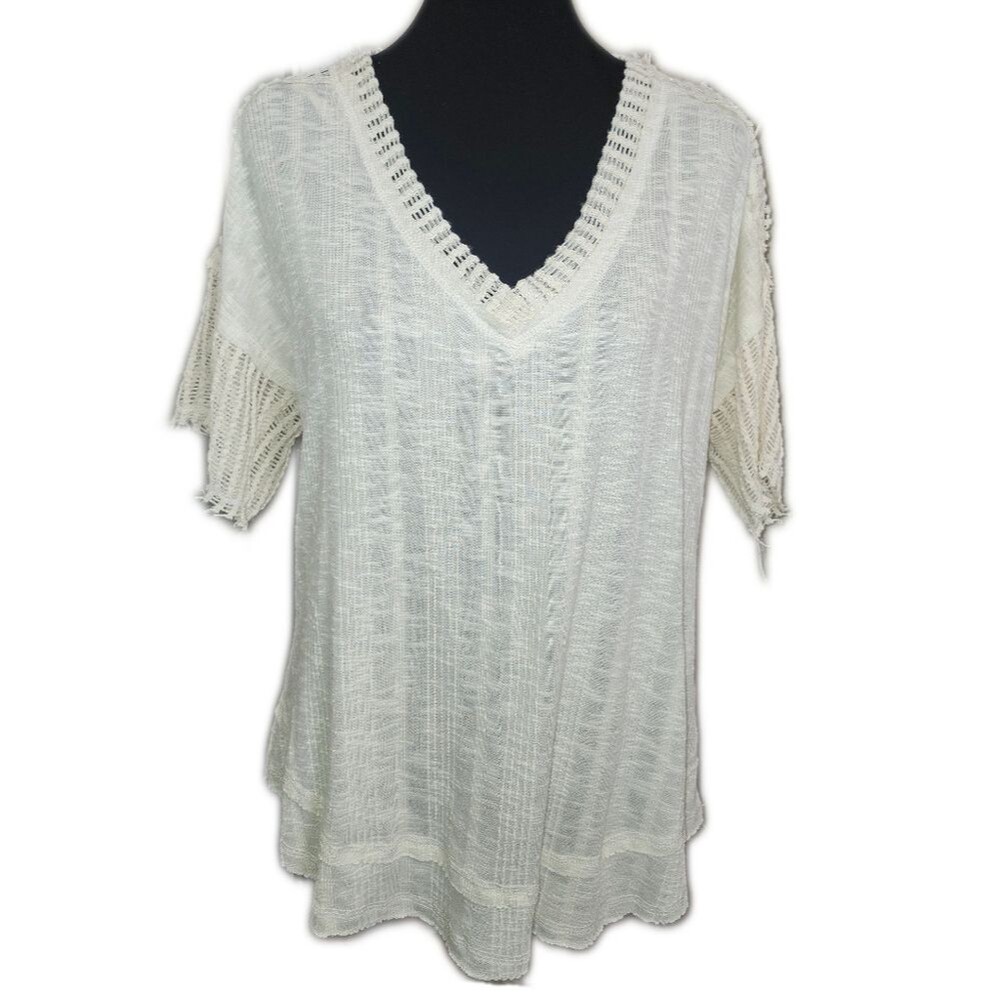 New In By Very J Cream Oversized Gauzy V-neck Short Sleeved Tee T-shirt, S